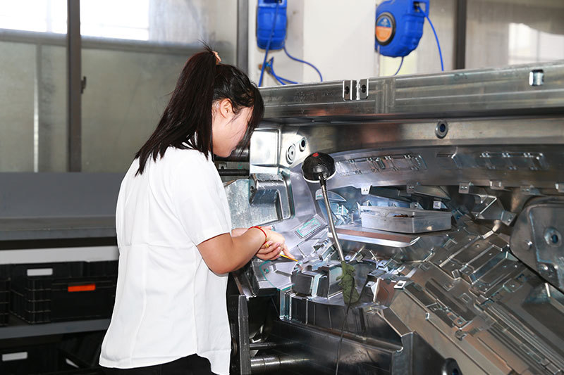 ccb42598-2355-4359-9c29-5ce035d572d3